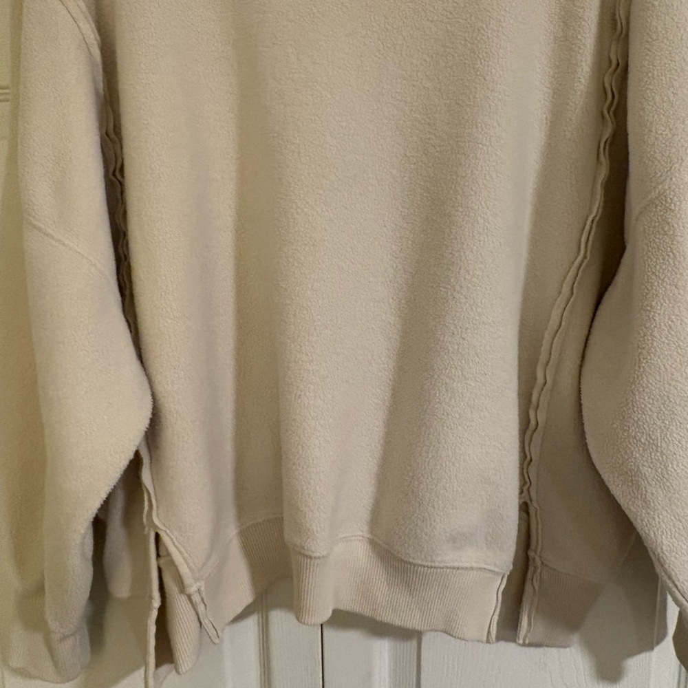 American Eagle Outfitters Oversized Big Hug Reverse Fleece Sweatshirt. Sz Small - Picture 4 of 14